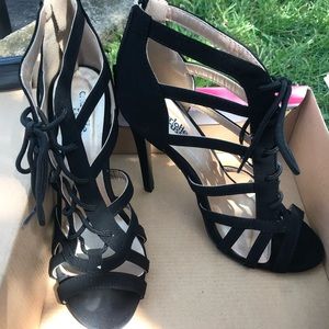 CR Black Strappy Heels (8)